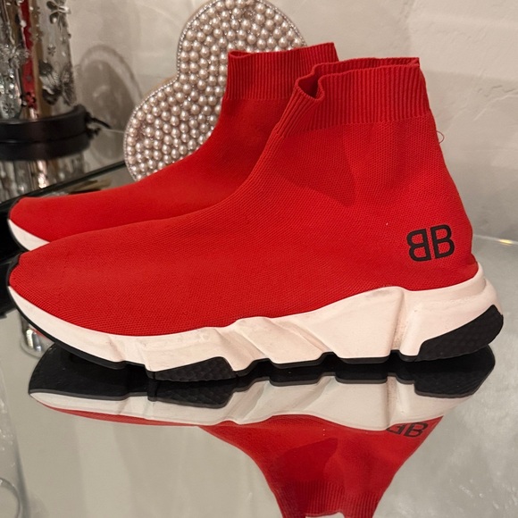 Red Balenciaga Sneakers with Logo - Picture 1 of 9